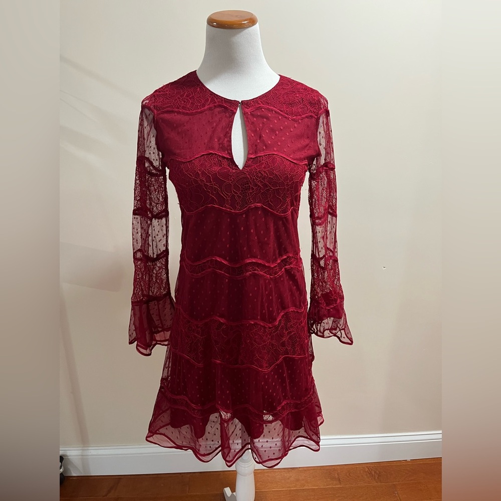 Sachin & Babi Red Lace 3/4 Length Bell Sleeve Dress - Picture 2 of 6